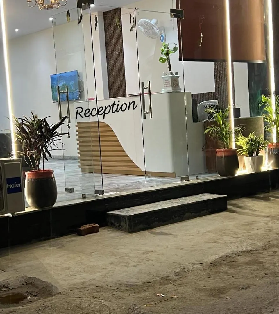 Hotel Ivory Inn New Delhi At Igi Airport